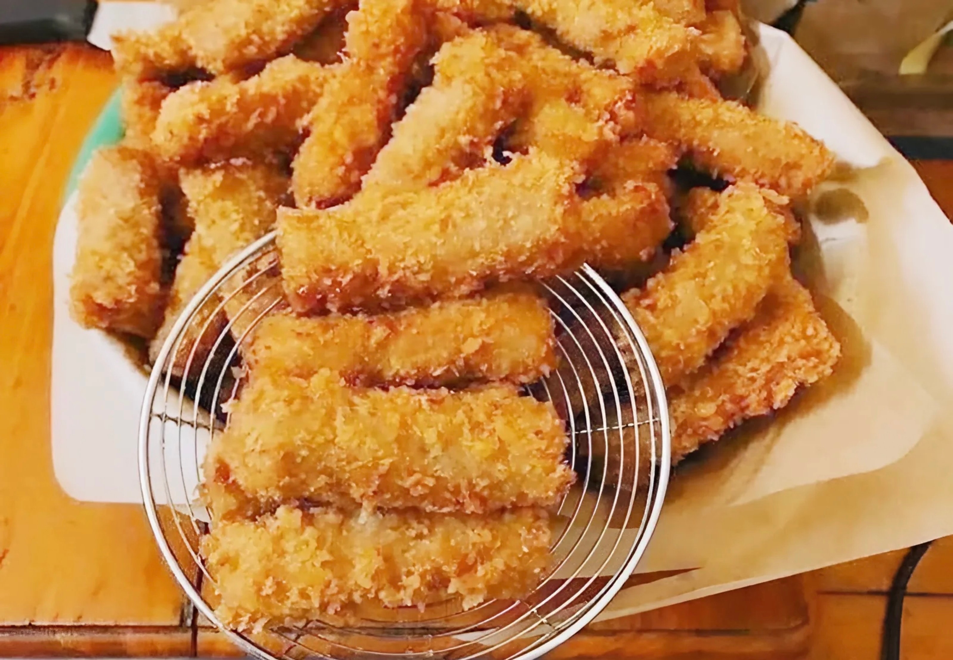 Hình ảnh 5 Nem Chua Rán