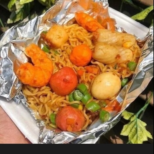 Hình ảnh mì trộn đầy đủ nhiều mì + tóp mỡ
