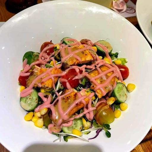 Hình ảnh Salad cá hồi