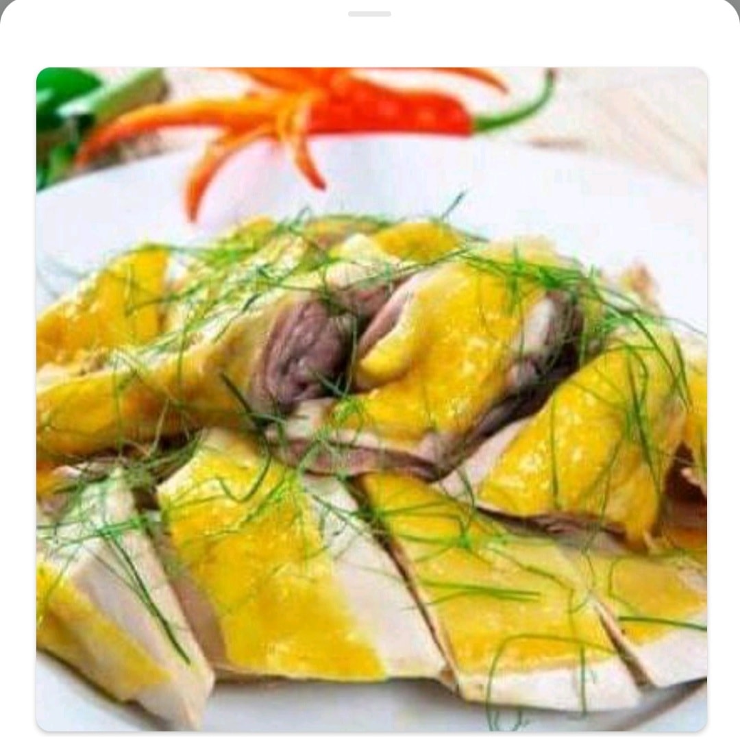 Hình ảnh Gà hấp lá chanh 1 con