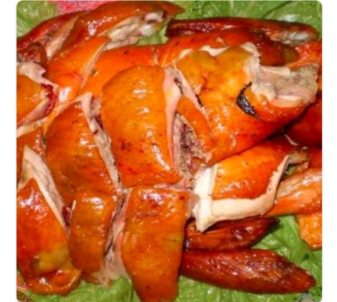 Hình ảnh Gà quay 1 con - 1 xôi nếp