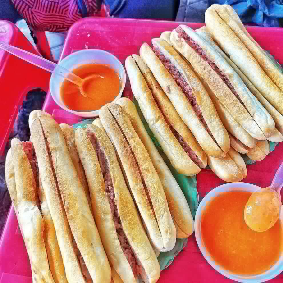 Hình ảnh Combo 10 Bánh mì que+Nước