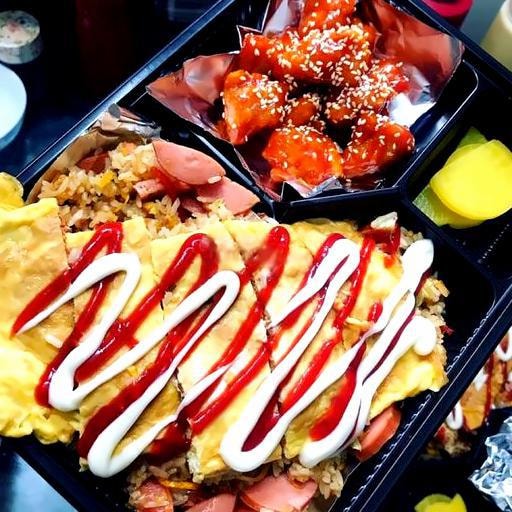 Hình ảnh Set cơm rang Kimchi gà cay