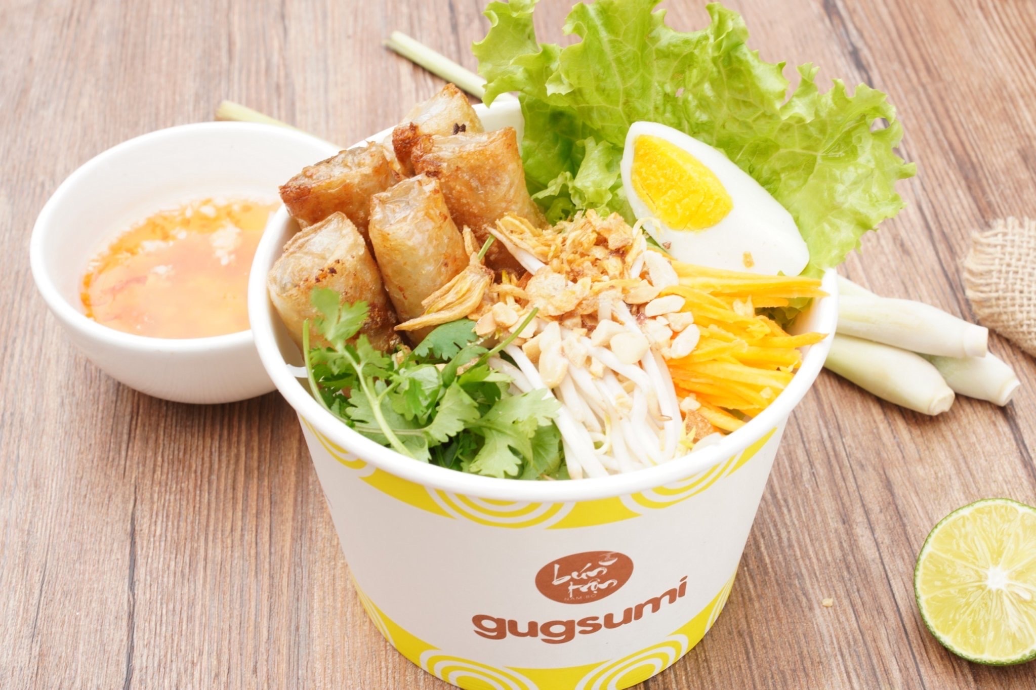 Hình ảnh Bún Trộn Nem Thịt Heo
