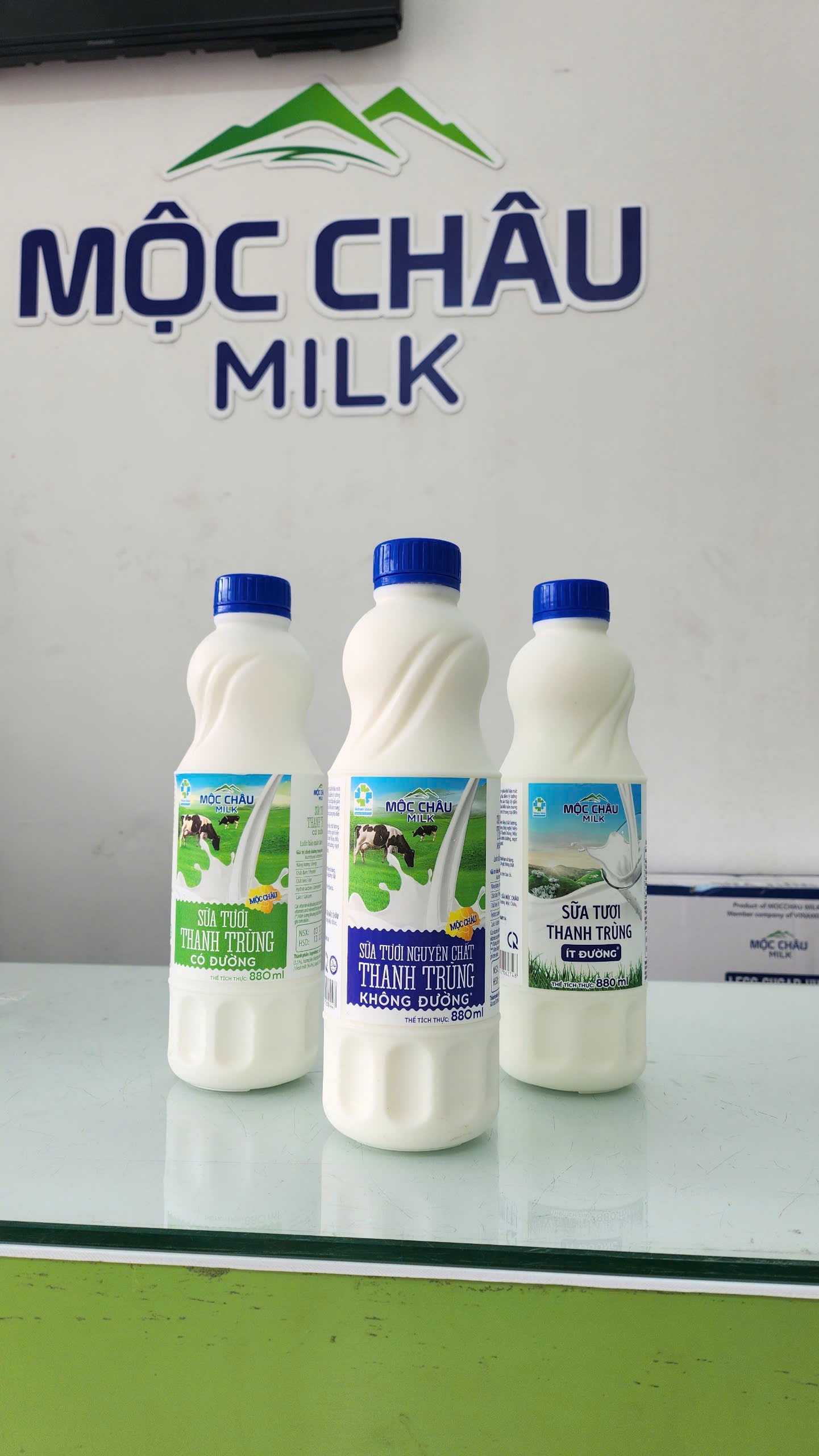 Hình ảnh Sữa tươi thanh trùng MCM 800ml - chai