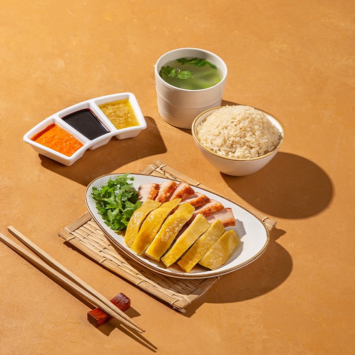 Hình ảnh Cơm gà và xá xíu ba chỉ heo - Jumbo 