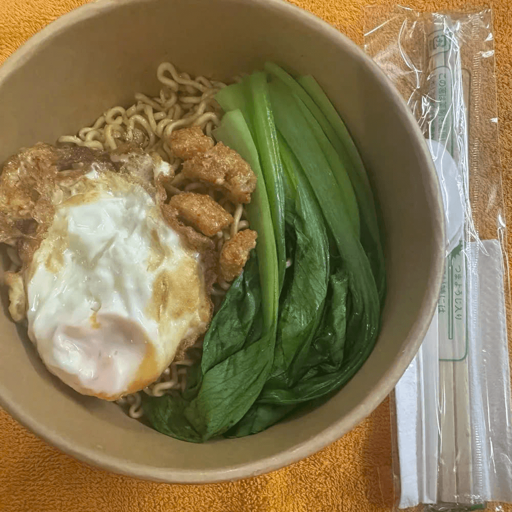 Hình ảnh Mì trộn indomie trứng ốp la