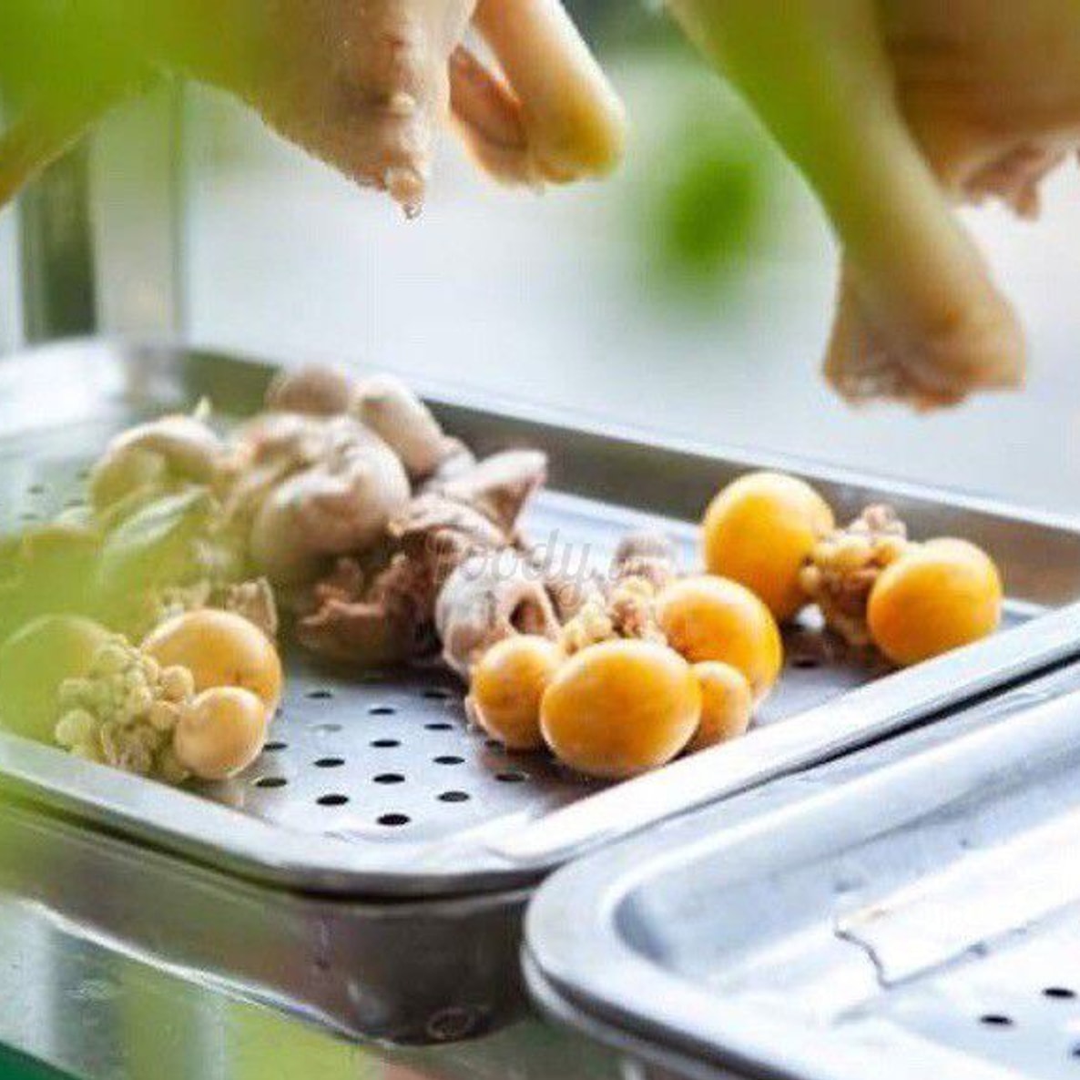 Hình ảnh Cơm Lòng Gà Trứng Non ( gan mề trứng non)