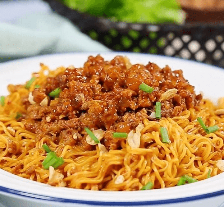 Hình ảnh Mì trộn sate