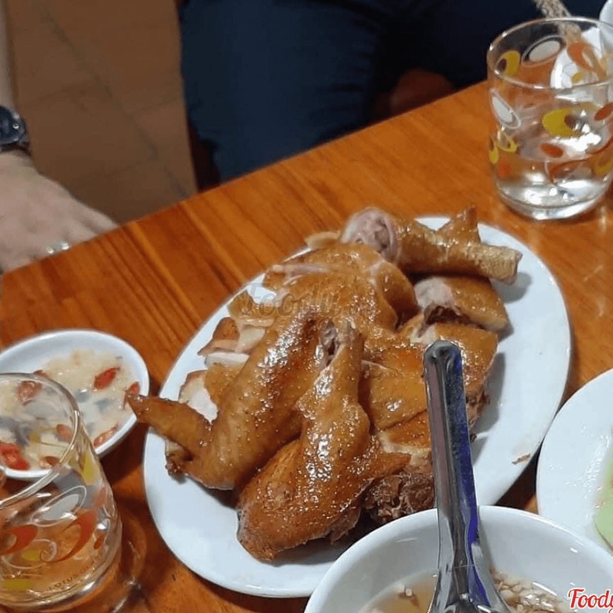 Hình ảnh Gà hun khói nửa con