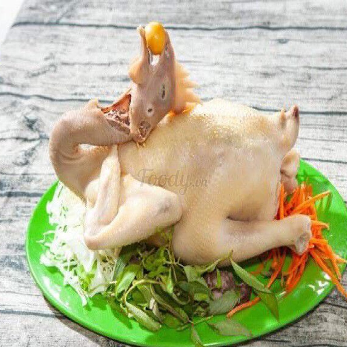Hình ảnh Gà cúng nguyên con (1kg5-1kg6) kèm Lòng - Gỏi - Cháo Hạt Sen