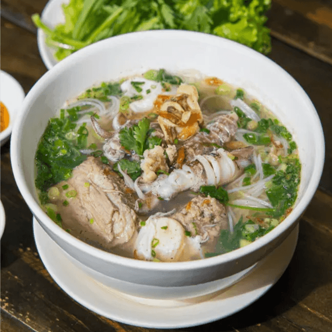 Hình ảnh Cô Quý - Hủ Tiếu Bò Kho & Hủ Tiếu Sườn - Nguyễn Chí Thanh