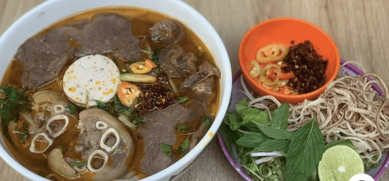 Hình ảnh Bún Bò Hoa Mai - Nhật Tảo