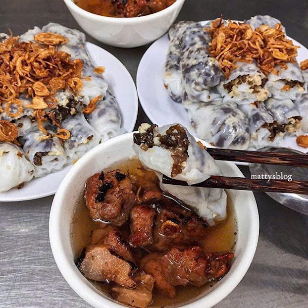 Hình ảnh Bánh Cuốn Nóng & Gà Ác Tần - Phạm Hồng Thái