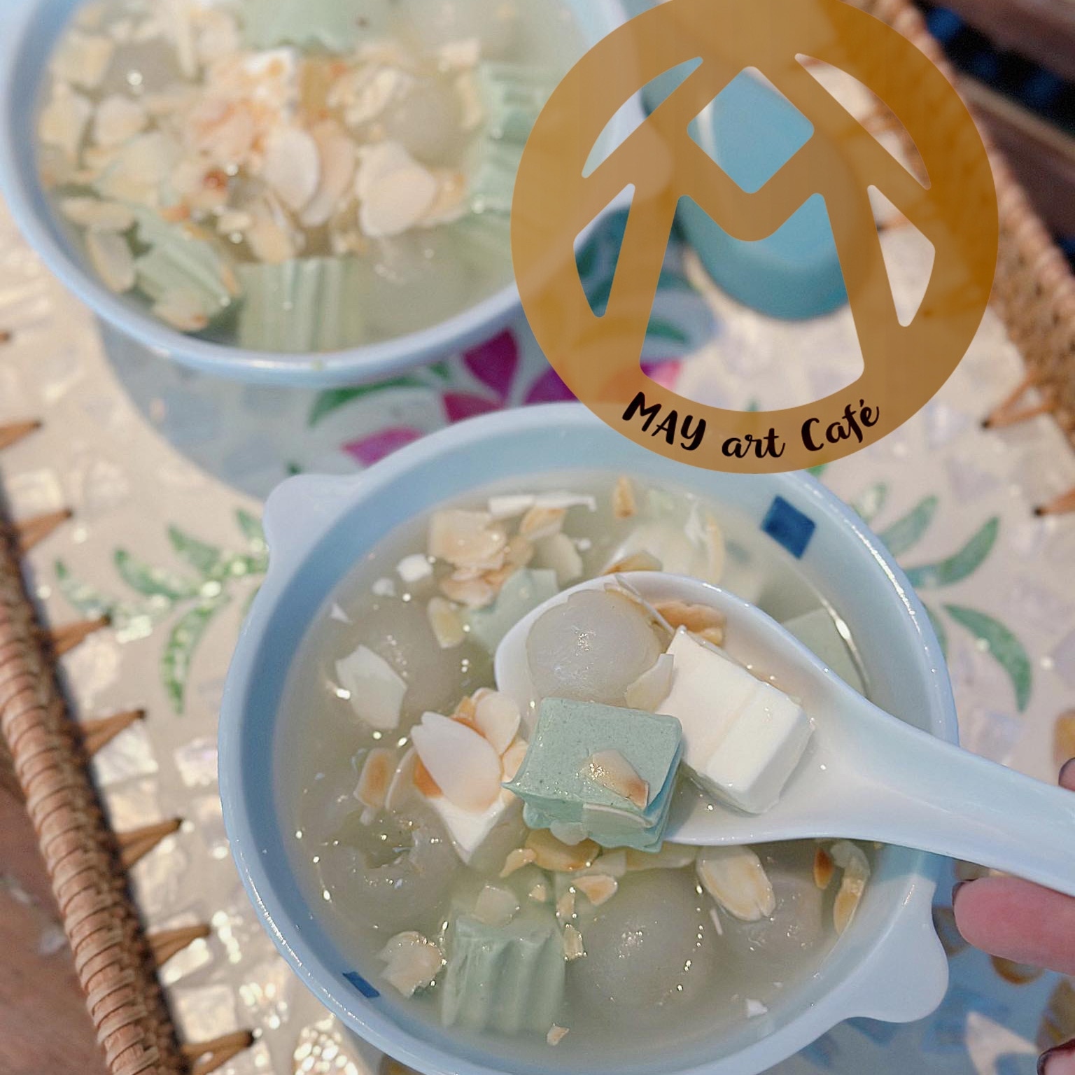Hình ảnh May Art Café - Chè Khúc Bạch & Trà Hoa Quả Tươi - Thợ Nhuộm