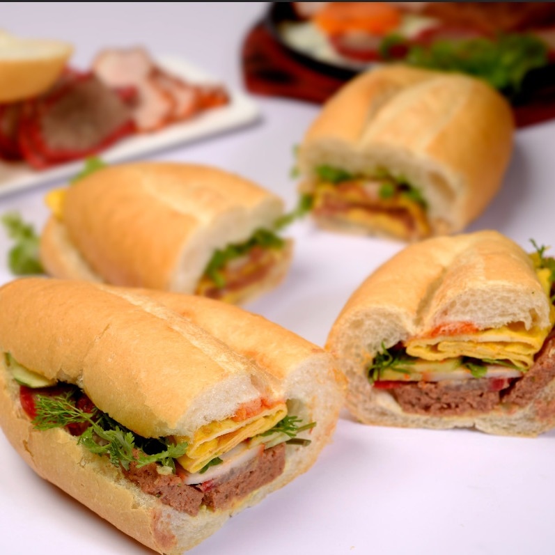 Hình ảnh Bánh Mì Nhà Tều - Chùa Láng