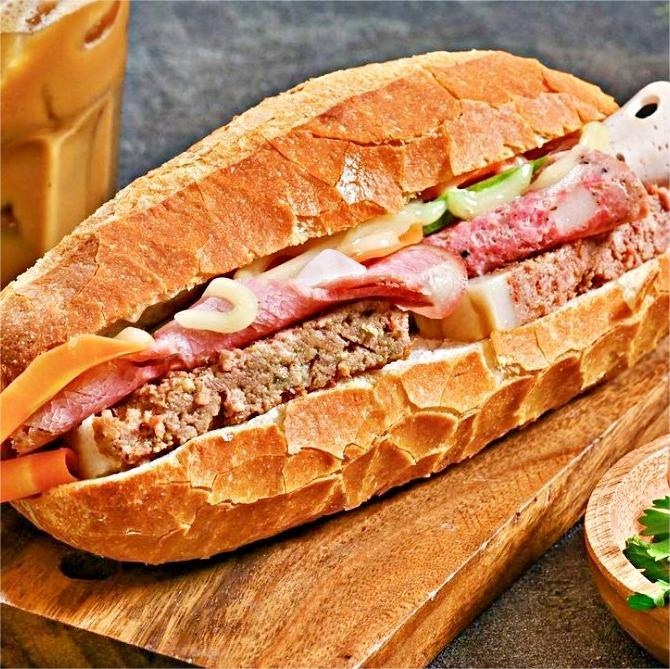 Hình ảnh Bánh mì Saigon - Út Quyên - Thành Công