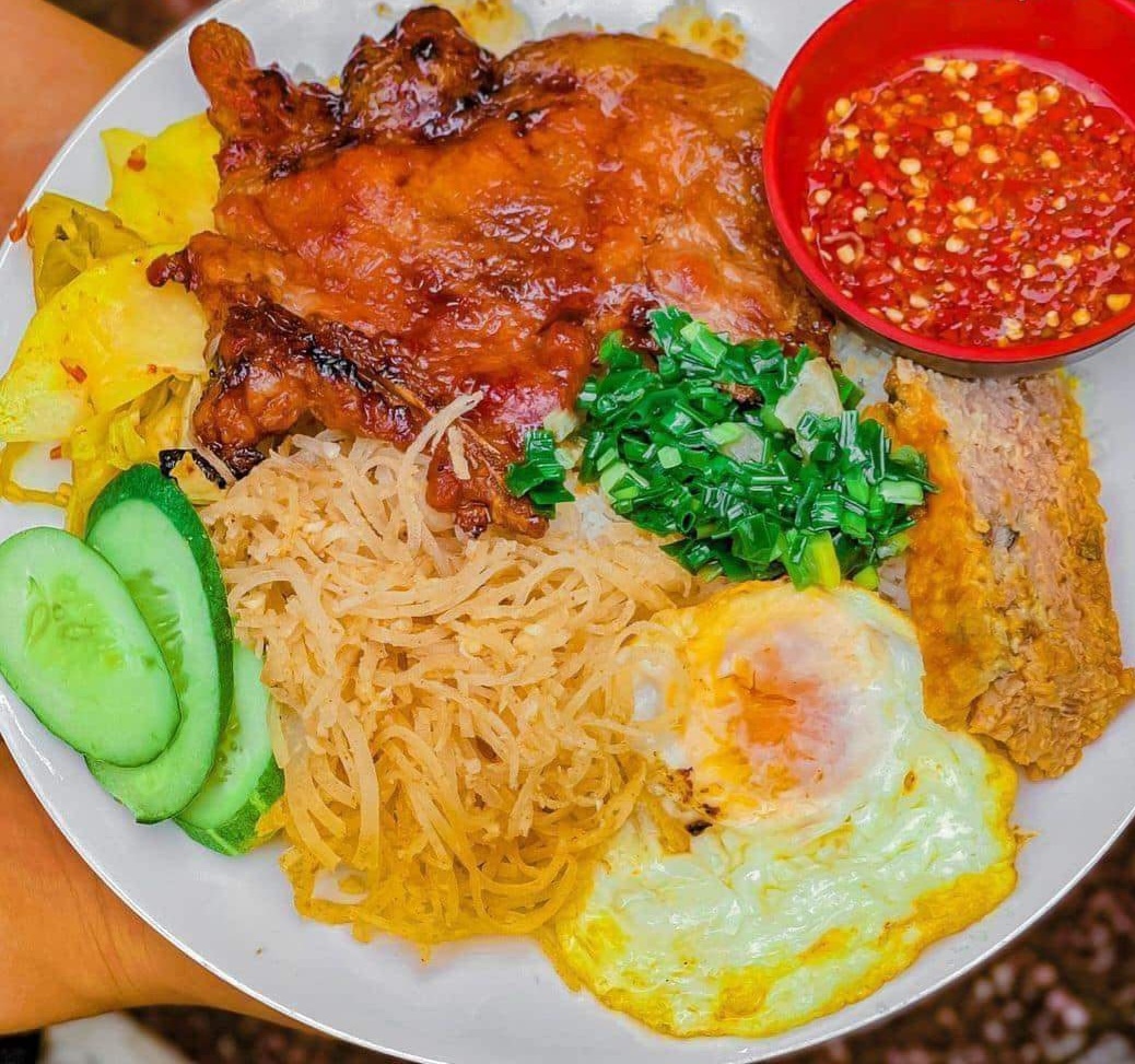 Cơm tấm sườn bì ốp la - 1 phần
