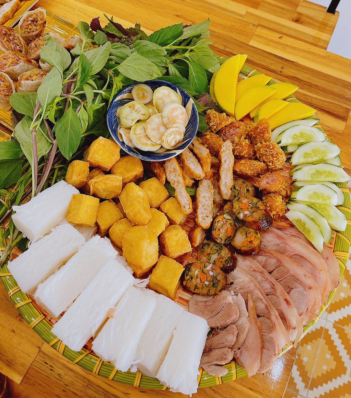 Hình ảnh Bún Đậu Mắm Tôm A Tòn