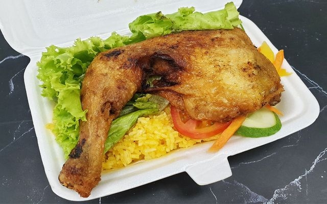 Hình ảnh Hà - Cơm Gà Xối Mỡ - Võ Thị Sáu