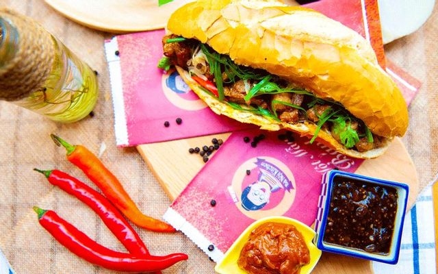 Hình ảnh Bánh Mì Bà Nội - Bánh Mì Thịt Nướng - Nguyễn Sơn
