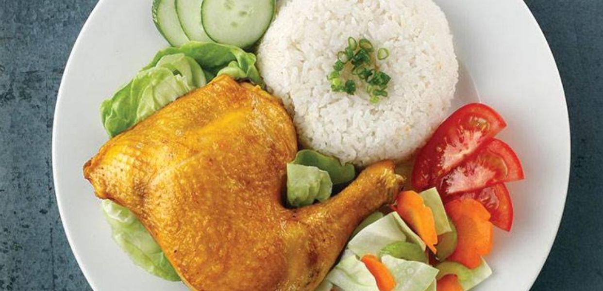 Hình ảnh Cô Ba - Cơm Gà Kiểu Thái