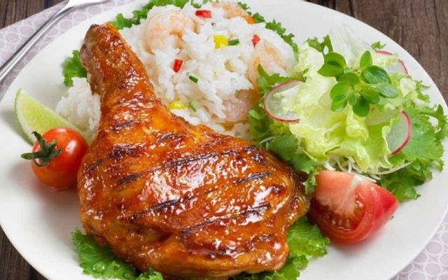 Hình ảnh Happy Food Cơm Gà Ba Vì