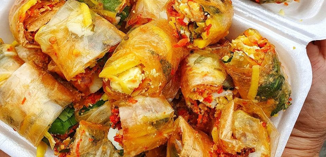 Hình ảnh Bánh Tráng Trộn Cô Dung - 32 Xóm Chiếu