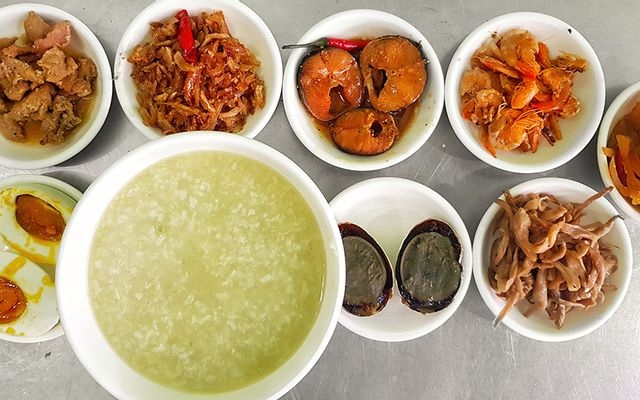 Hình ảnh Cháo Trắng Hột Vịt Muối - Trần Khắc Chân