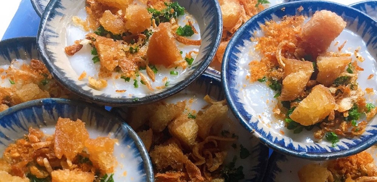 Hình ảnh Cô Hoa Bình Định - Bánh Bột Lọc & Bánh Bèo - Lê Văn Duyệt
