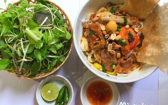 Hình ảnh Mì Quảng Cô Mai Đầm Sen - Hòa Bình