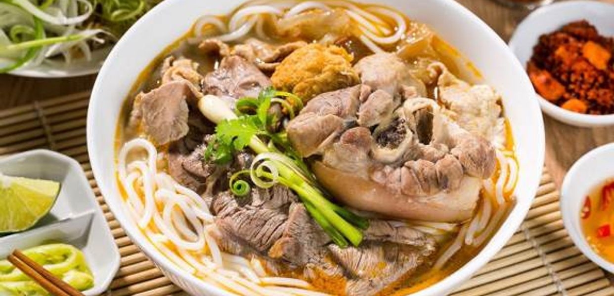 Hình ảnh Bún bò Hương Thanh - Trà sữa Colour Milk Tea - Mai Văn Vĩnh