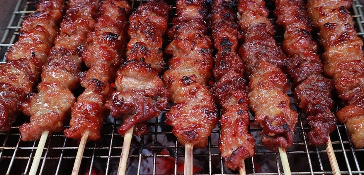 Hình ảnh Thịt Xiên Nướng Hiền Xinh - Linh Lang