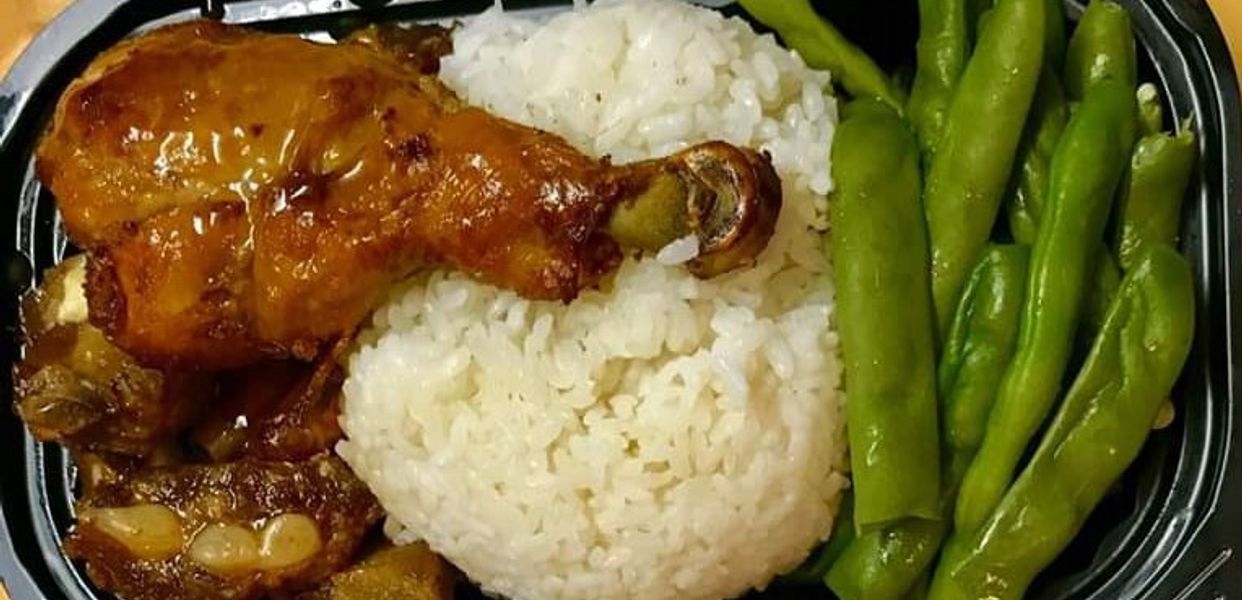 Hình ảnh Cơm gà Bà Hạnh - Cơm Văn Phòng
