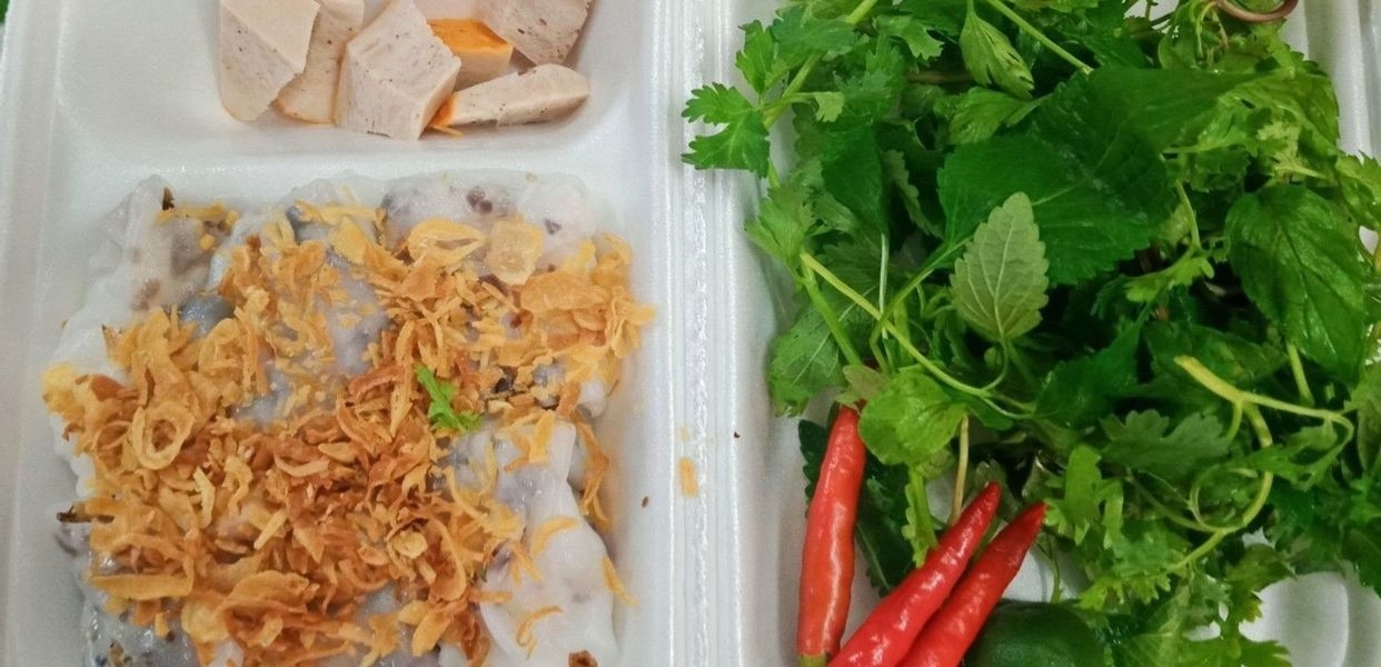 Hình ảnh Anh Quân - Bánh Cuốn Nóng, Gà Tần, Xôi & Trứng Vịt Lộn - Hoàng Quốc Việt