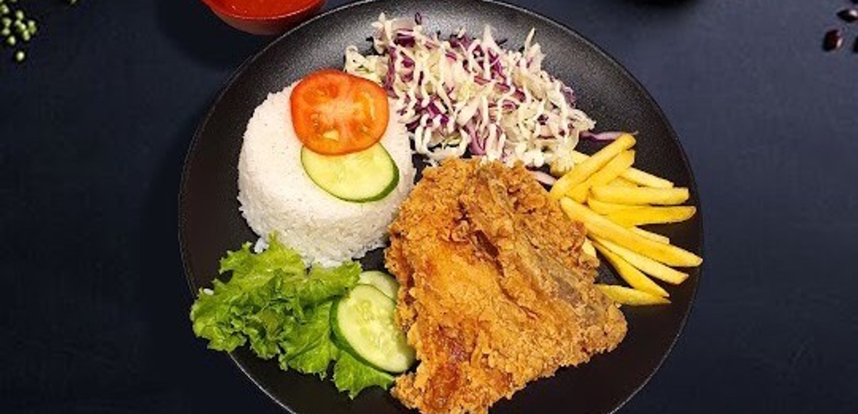 Hình ảnh  Cơm, Gà Rán & Mì Trộn Bếp Nhà Cám - Nguyễn Khuyến