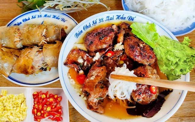 Hình ảnh Bún Chả Số 38 Mai Hắc Đế