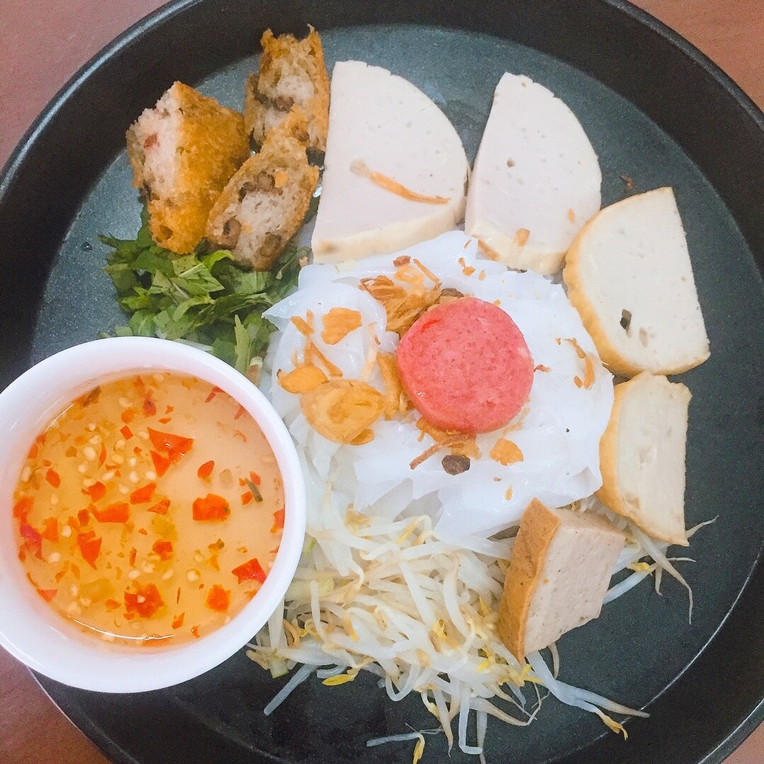 Hình ảnh Bánh Ướt Nóng Dì Năm