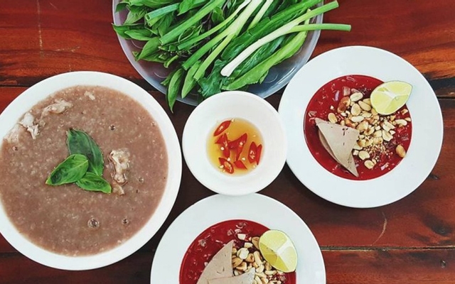Hình ảnh Hạnh Trần - Cháo Lòng Tiết Canh