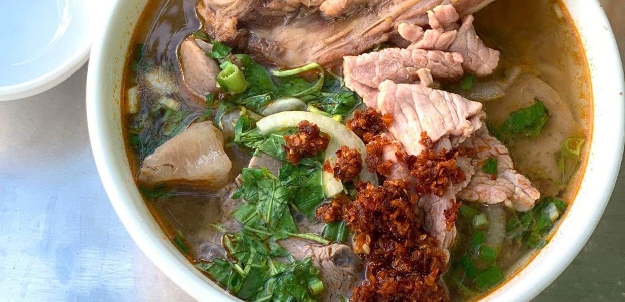 Hình ảnh Bún Bò Huế Bà Năm - Bình Lợi