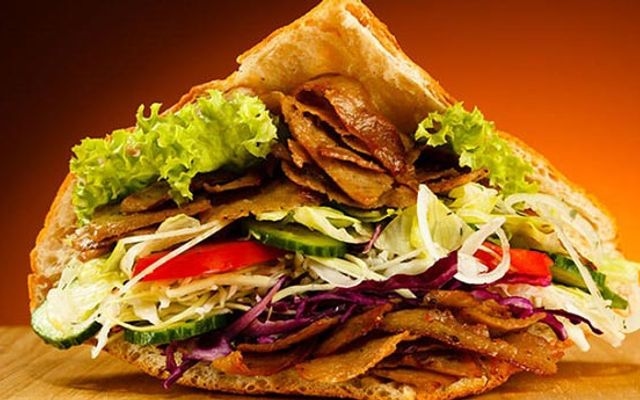 Hình ảnh Bánh Mì Doner Kebab Hiền Linh