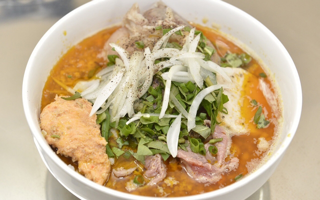 Hình ảnh Bún bò Hương Thanh - Trà sữa Colour Milk Tea - Lạc Long Quân