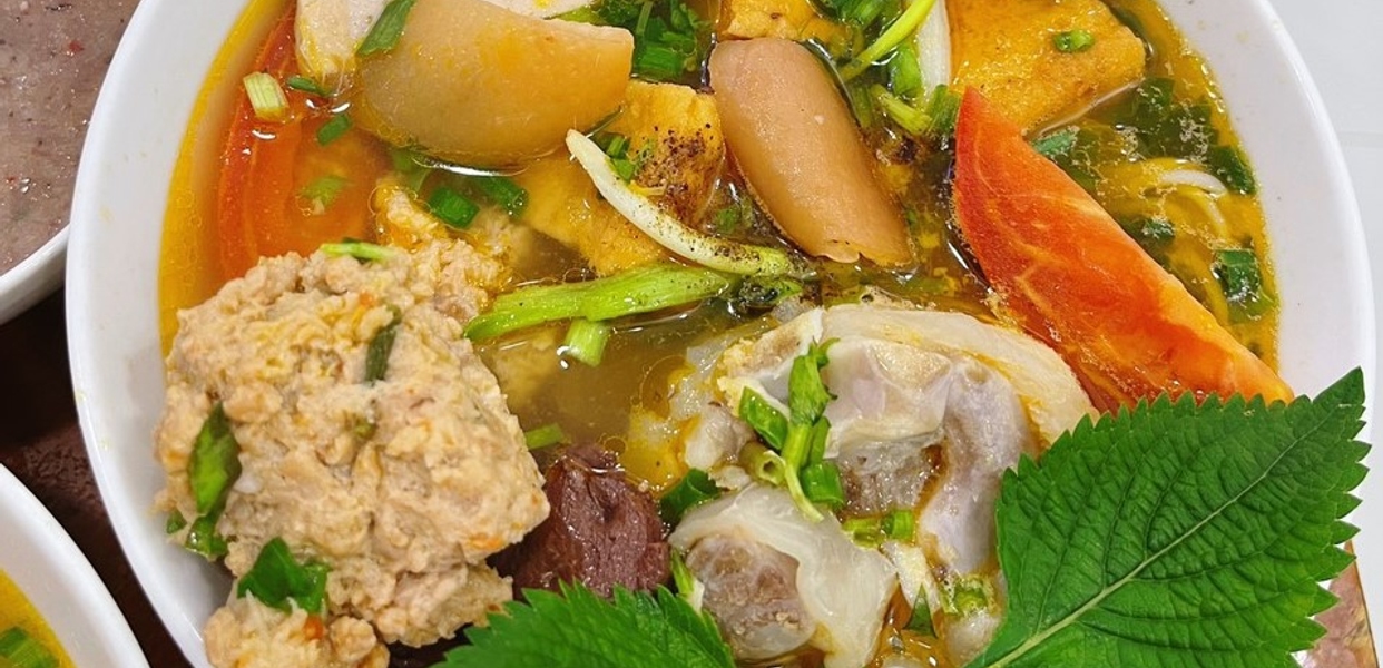 Hình ảnh Bún Riêu Cua Ốc Và Canh Bún Vườn Chuối - Nguyễn Đình Chiểu