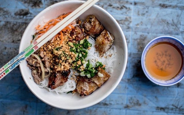 Hình ảnh Nem Nướng & Bún Thịt Nướng - Chợ Phú Nhuận