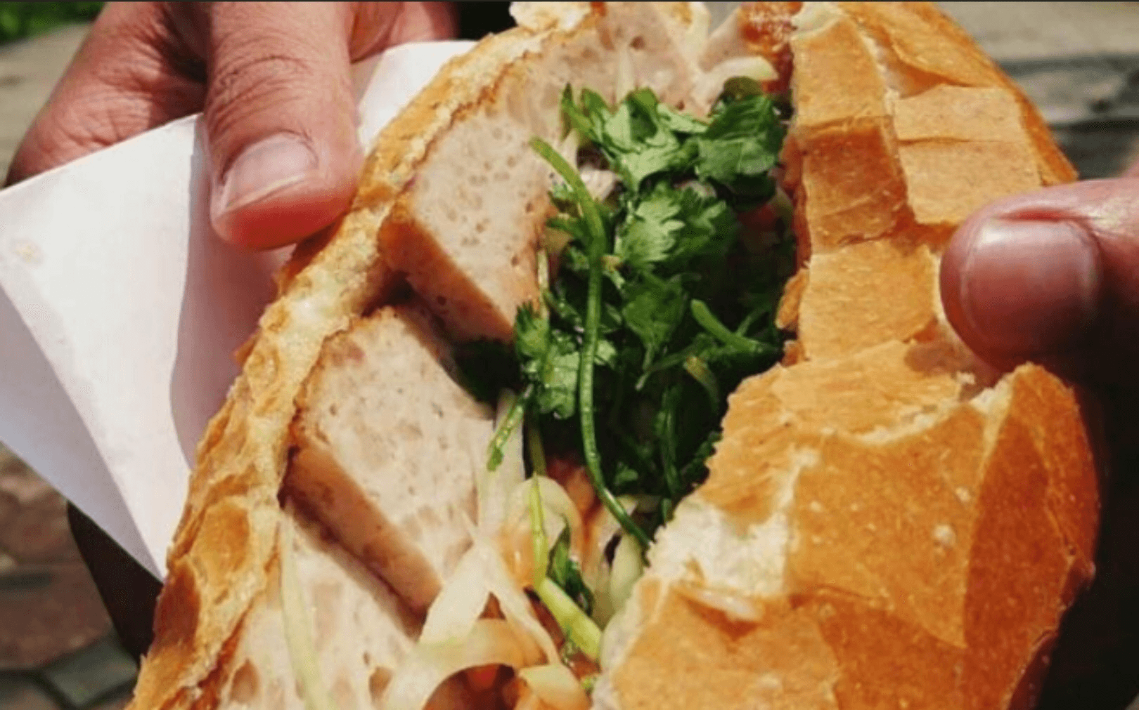 Hình ảnh Dũng Hạnh - Bánh Mì Chả Nóng - Hoàng Công Chất