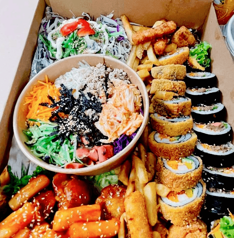 Hình ảnh Tiệm Ăn Hàn Quốc Gatu - Mỳ Chua Cay & Mỳ Trộn - Chùa Láng
