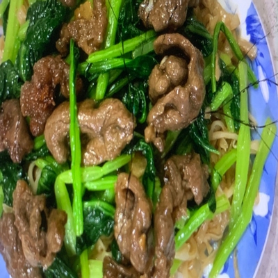 Hình ảnh Trang Mèo - Phở Xào Bắp Bò - Ngô Sỹ Liên