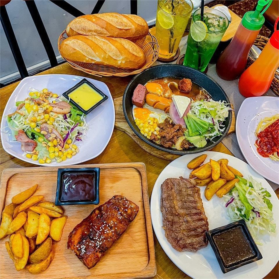 Hình ảnh Khoai Bistro - Bánh Mì Chảo, Beefsteak & Mì Ý - Thống Nhất