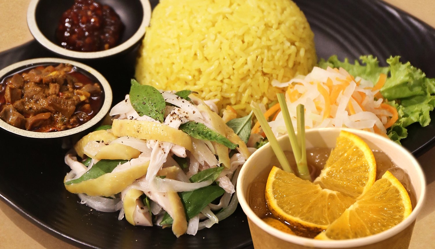 Hình ảnh Nam An - Cơm Gà Hội An - Doãn Kế Thiện