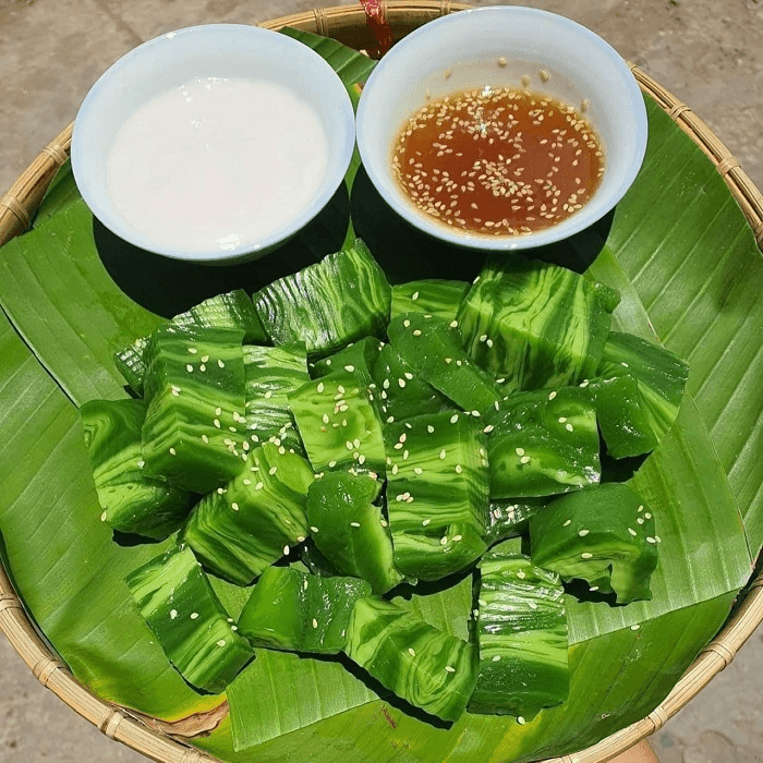 Hình ảnh Solar Food - Bánh Đúc Gân Lá Dứa & Bánh Chuối Hấp - Bến Vân Đồn 